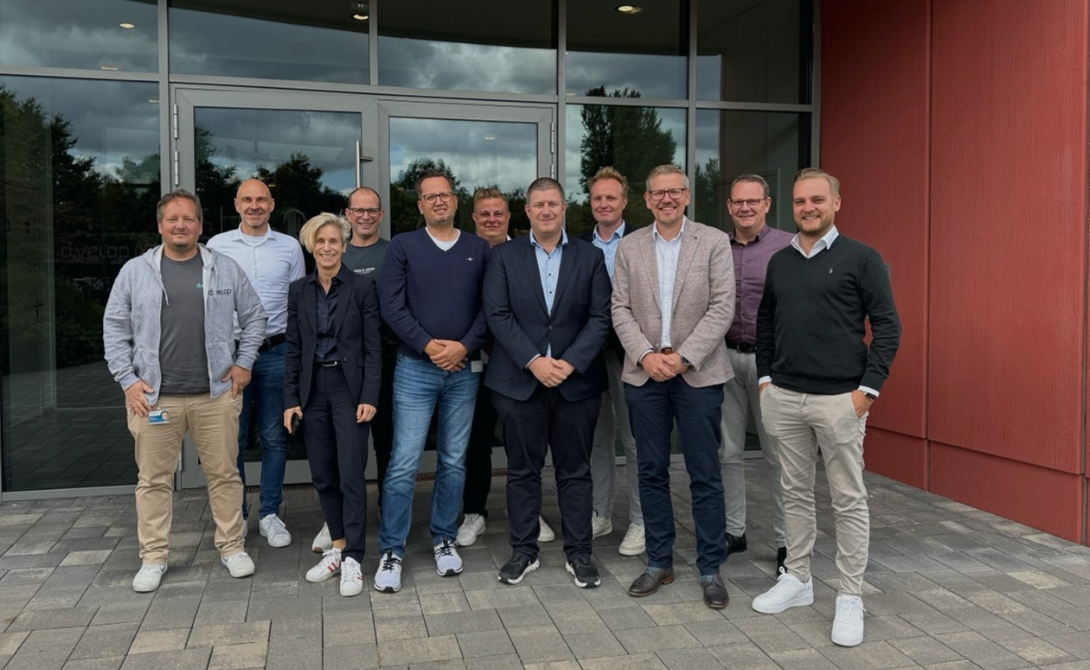 CONVOTIS and d.velop enter into strategic alliance- members